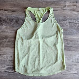 (XL) Under Armour tank top